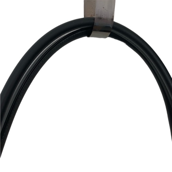 VICTORIA’s SECRET Plaid Tote—Pristine Condition - Picture 6 of 6